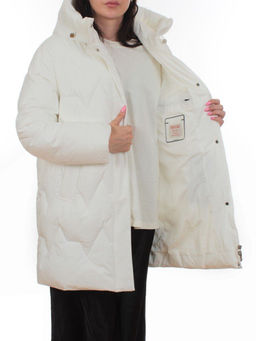2404 WHITE Куртка зимняя женская (200 гр. холлофайбер)