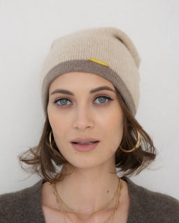 Шапка из кашемира 04186 бежевая