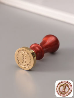 Печать для сургуча с пластиковой ручкой «Венок с буквой I», 2.5×2.5×6.3 см