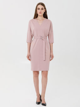 Платье с поясом