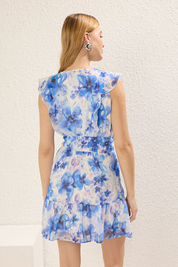 Mavi Cicek Desenli Etegi Belden Ac?lan F?rf?r Detayl? Mini Dokuma Elbise TWOSS25EL00423 - Trendyolmilla фото 4