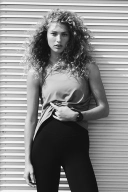 Top de deporte sin mangas en DryMove