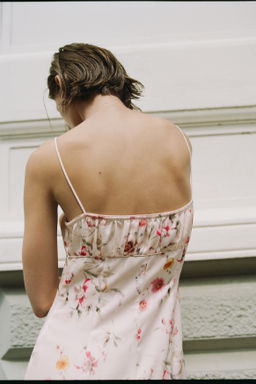 Vestido estampado con tirantes espagueti - H&m фото 4