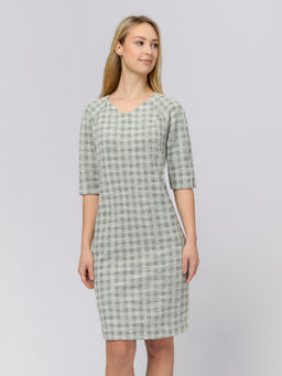 Платье зеленого цвета длины мини с рукавами 3/4