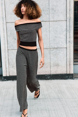 PANTAL?N BOUCL? RAYAS / Negro / Crudo