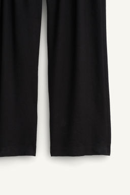 PANTAL?N PLIEGUES TRAJE LINO - LYOCELL / Negro