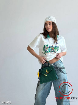 Женская футболка-поло с рисунком