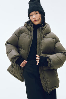 Chaqueta puffy con capucha
