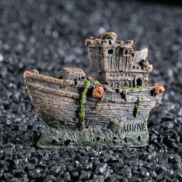 Аквариумный декор Корабль малый, 7,5 х 5,3 х 2,5 см