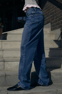 HIGH-WAIST TRF BARREL JEANS - Zara фото 3