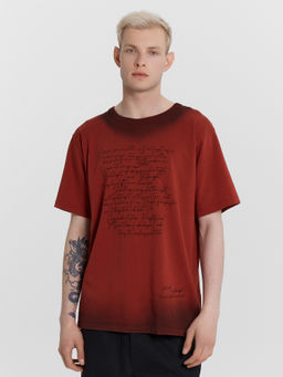 Футболка мужская бордовая с принтом
