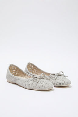 Trendyol Shoes Siyah Fiyonk Detayl? Delikli Ekstra Rahat Badem Burun Kad?n Babet TAKSS25BE00033 - Trendyolmilla фото 5