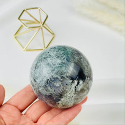 Шар из Мохового агата