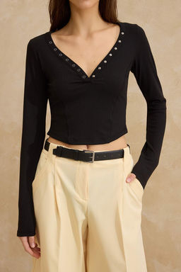 Siyah Fitted/Vucuda Oturan V Yaka C?tc?tl? Crop Premium Yumusak Orme Bluz TWOSS26BZ00056