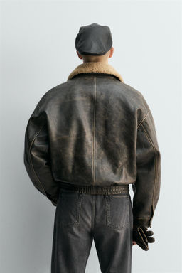 LIMITED EDITION LEATHER JACKET WITH CONTRAST COLLAR - Zara фото 3