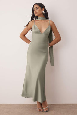 Gri Sal Detayl? Saten Dokuma Maxi Abiye Gece Mezuniyet Elbisesi TPRSS25EL00312