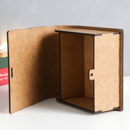 Новогодняя деревянная шкатулка-книга «Снегири» 14×14х6.5 см