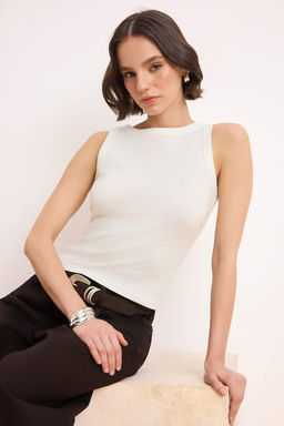 Wardrobe Essentials-Ekru Fitted/Vucuda Oturan Kolsuz Pamuk Ribana Orme Atlet TWOSS26AL00043