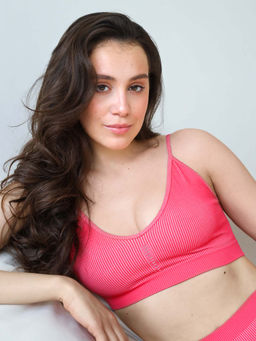 MY Топ женский BR643 TOP 3D SPALA STRETTA RIB  фото 12
