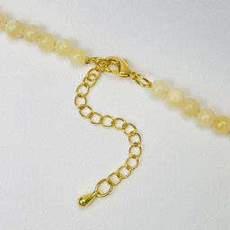 Колье из Кальцита и песочной Яшмы 38 см +