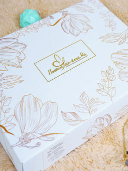 Постельное белье сатин жаккард в подарочной упаковке - Малиновое вино Семейный (нав.70х70)