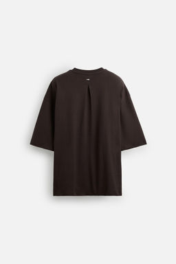 OVERSIZED FIT T-SHIRT