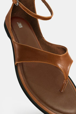 LEATHER TOE POST SANDALS - Zara фото 7