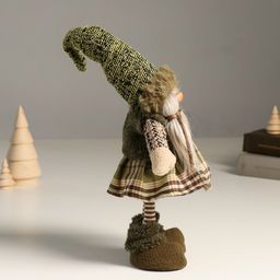 Интерьерная кукла текстильная «Кикиморка в зелёном наряде в колпаке», 32 см