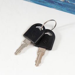 Шкатулка книга - сейф Парусники. Масло. Золото, дерево и искусственная кожа, с замком, 27?18?7 см