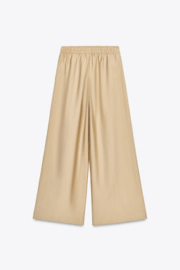 WIDE-LEG TROUSERS WITH ELASTIC WAIST