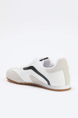 Beyaz Renk Bloklu Kad?n Sneaker TAKSS26SN00001