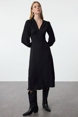 Siyah Belden Ac?lan Korsaj Detayl? Midi Dokuma Elbise TWOAW25EL00366