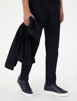 Темно-синие туфли