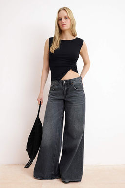 Siyah Fitted/Vucuda Oturan Kay?k Yaka Dugmeli Crop Yumusak Orme Bluz TWOSS26BZ00153