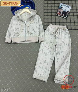 Костюм для девочки спортивный