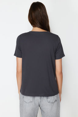 Siyah-K?rm?z? %100 Pamuk 2li Paket Basic V Yaka Orme T-Shirt TWOSS23TS00002