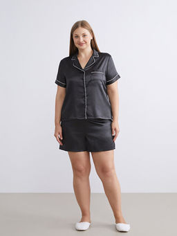 G?mlek Yaka Kad?n ?ortlu Pijama Tak?m?