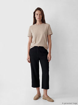 Beli Lastikli Standart Fit Kad?n Kapri