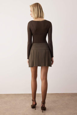 EXCLUSIVE Ozel Koleksiyon Vizon Ekoseli Bel Detayl? Piliseli K?sa Etek TWOAW26ET00134 - Trendyolmilla фото 6