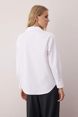 Beyaz Cep Detayl? Onu Dugmeli Gomlek TWOAW26GO00058 - Trendyolmilla фото 4