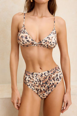 TRENDYOLMILLA Cicek Desenli Ucgen Yuksek Bel High Leg Hipster Bikini Tak?m? TBESS22BT0016  фото 70