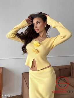 Костюм женский (кофта и юбка)