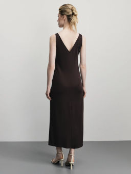 Сарафан с V-образным вырезом из модала / Zarina  фото 5