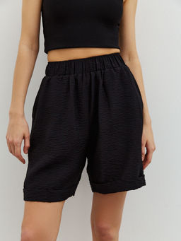 Шорты их сжатой вискозы - TO BE ONE фото 7