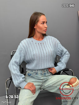 Женский свитер свободный