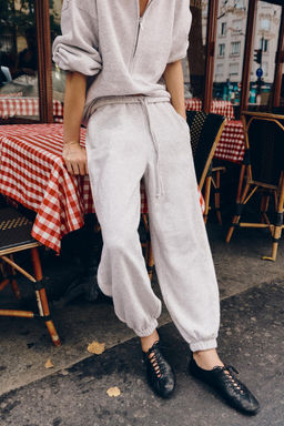 PANTAL?N JOGGER FELPA / Gris vigor? - Zara фото 3