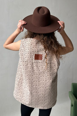 Жилет стеганый HOME109/02/Бежевый, коричневый