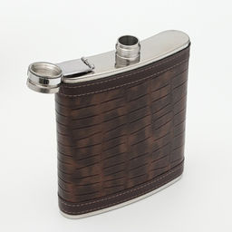 Подарочный набор 6 в 1: фляжка 540 мл, 4 стопки по 75 мл, воронка - Simaland фото 4