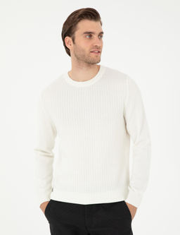 Ekru Regular Fit Bisiklet Yaka Y_n Kar___ml_ Triko Kazak