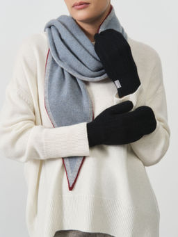 Варежки из кашемира 30121 черные